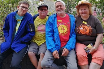 Murmler aus Niederwürschnitz werden fast ohne Training Deutsche Vizemeister - Als dieses Foto entstand, hatten Gastspieler Brian Strelitz sowie Andreas Mühlisch, Arnd Vetisch und Gabriela Mühlisch (von links) die Vorrunde bei den Deutschen Meisterschaften erfolgreich hinter sich.