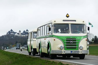 Museumstour im Erzgebirge: Oldtimerbus lässt die Herzen von Motorrad-Fans höher schlagen - Der 70 Jahre alte Ifa H6B-L absolvierte in dieser Woche mit geladenen Gästen seine „Jungfernfahrt“ im Zuge der Museumstour.