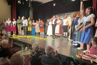 Musicalbesucher im Erzgebirge begeistert – Doch nach neun Vorstellungen ist Schluss - Das Ensemble des Musicals bekam viel Applaus bei allen Vorstellungen.