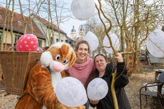 Musik aus Hollywood in Reichenbach und Familientag in Plauen: Zehn Tipps für das Wochenende im Vogtland - Der Osterhase schaut zum Osterfest an den Weberhäusern in Plauen vorbei.