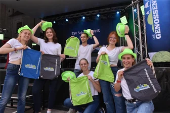 Musik, Puppenspiel, Tanz: Genossenschaft Freiberg feiert mit Mietern, Mitarbeitern und Gästen inmitten der Silberstadt - Genossenschaftsfest in Freiberg: Das Programm gestalten heimische Vereine, darunter die Tänzer vom TSV Schwarz-Weiß Freiberg.