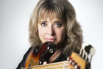 Musiklegende Suzi Quatro mit Band in Bad Elster -