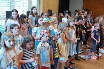 Musikschule Rodewisch bringt 90 Musical-Darsteller auf die Bühne - 65 Mädchen und Jungen singen im Kinderchor der Musikschule Rodewisch – zu erleben diesen Samstag im Musical „David wird König“.