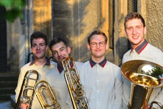 Musiksommer Augustusburg: Tiefblech-Ensemble im Schloss - Jonathan Walkow, Adrian Wehle, Fritz Vogel, Donath Rehm (v. l.) spielen in Augustusburg.