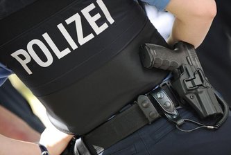 Mutiger Zeuge überwältigt Taschendiebin -
