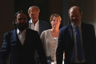 Mutmaßlicher Block-Entführer: Ich war beim Geheimdienst - Christina Block auf dem Weg ins Gericht.