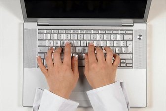 Na udn! - Finger können die Hörner des Fehlerteufels sein.