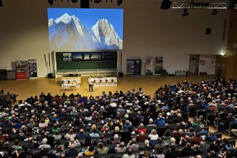 Nach 21 Jahren endet eine Ära: Dresdens Bergsichten-Festival ist Geschichte - Das Bergsichten-Festival lockte Jahr für Jahr Tausende Zuschauer in die Hörsäle der TU Dresden.