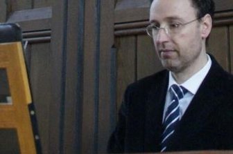 Nach 54 Jahren: Walcker-Orgel erklingt wieder - Samuel Kummer, Organist der Dresdner Frauenkirche, spielte die Orgel zur Einweihungsfeier. 