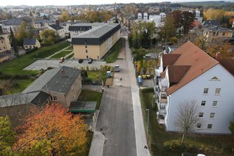 Nach acht Monaten Sperrung: Dr. Goerdeler-Straße in Limbach-Oberfrohna ist freigegeben - Am Donnerstag wurden die letzten Bauarbeiten auf der Dr.-Goerdeler-Straße in Limbach-Oberfrohna abgeschlossen.