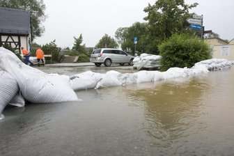 Nach Ärger durch Starkregen für Anwohner im Vogtland: Wie das Problem nun behoben wird - Bei Starkregen gab es zuletzt häufiger Probleme in Falkenstein.