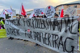 Nach Angebot der Geschäftsleitung: Erneut Streik bei Paper und Design an der Heinzebank - Seit zehn Tagen befinden sich die Beschäftigten von Paper und Design inzwischen im Warnstreik.