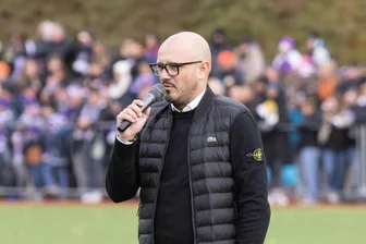Nach Aue nun der Chemnitzer FC: Nächstes Hammerlos im Fußball-Sachsenpokal bringt für Annaberg viel Arbeit mit sich - Bereits im Vorjahr freute sich VfB-Präsident Willy Beckert gegen Aue über eine riesige Fankulisse.