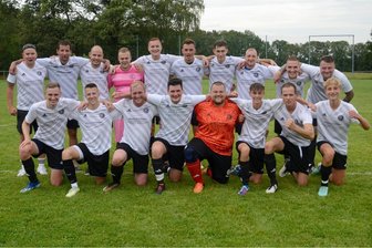 Nach Aufstieg in die Fußball-Vogtlandklasse: Erlbacher Reserve optimistisch vor dem Debüt - Die zweite Mannschaft des BC Erlbach hat erstmals den Sprung in die Vogtlandklasse geschafft.