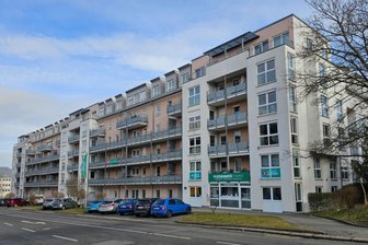 Nach Aus für Volkssolidarität in Chemnitzer Betreutem Wohnen: Droht betagten Mietern nun die Vereinsamung? - Unruhe herrscht bei der Volkssolidarität in Chemnitz. Der Verband muss nach fast 30 Jahren aus dem Betreuten Wohnen an der Clausstraße raus. Die Mietverträge der Bewohnerinnen und Bewohner aber laufen weiter.
