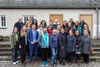 Nach Ausschreitungen am Plauener Tunnel: Wann die „Villa Postplatz“ eröffnet - Über 20 Kooperationspartner aus Plauen und dem Vogtland beteiligen sich an dem Projekt. Vertreterinnen und Vertreter kamen am Donnerstag vor Ort zusammen.