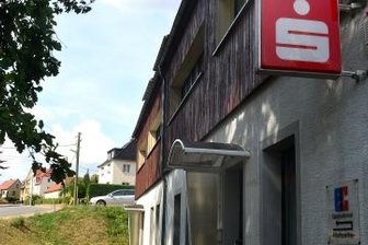 Nach Bank-Überfall: Wer kennt den Täter? -