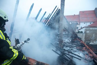 Nach Brand in Freiberger Altstadt: Einsatzkräfte finden Leiche - 