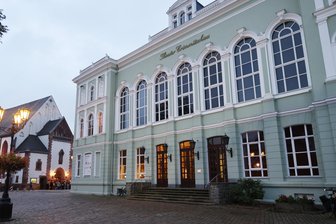 Nach „Cinestar“-Aus: Crimmitschau gibt neues Kino-Projekt endgültig auf - Trotz Vorstoßes der Stadt wird es auch künftig keine Kinovorstellungen im Theater geben.