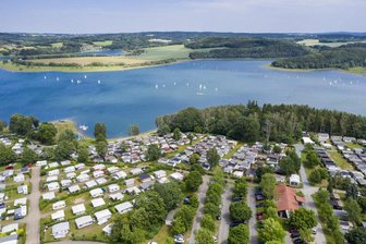 Nach Corona-Lockerungen: Camping an der Pöhl im Kommen - Nach den Corona-Lockerungen gibt es derzeit einen regelrechten Ansturm auf die Campingplätze der Talsperre Pöhl.