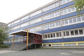 Nach Covid-19-Fall: Hygienekonzept an Grundschule geprüft - Nachdem ein Siebenjähriger an der Grundschule "Am Wartberg" in Plauen positiv auf das Coronavirus getestet worden war, mussten Mitschüler, Lehrerin und Kontaktpersonen der Familie des Jungen in Quarantäne.