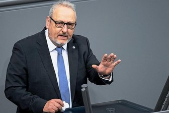 Nach Datenaffäre bei Sachsens Verfassungsschutz: Ex-Justizminister zweifelt an Wöllers Aufklärungswillen - Jürgen Martens (FDP)