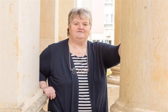 Nach dem eigenen Zusammenbruch: Vogtländerin gründet Selbsthilfegruppe für Menschen mit Depressionen in Plauen - Es dauerte lang, bevor Heike Kanz ihre Diagnose bekam: Depression. Nun hält sie die Fäden bei der Selbsthilfegruppe in den Händen.
