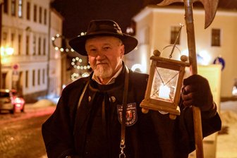 Nach dem Fest: Laternenwanderung und andere Touren in der Kreisstadt - Eine Laternenwanderung mit Nachtwächter Reiner Eckel soll am 28. Dezember in Buchholz starten.