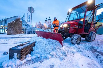 Nach der Silvesternacht: Winterdienst in Plauen hat alle Hände voll zu tun -