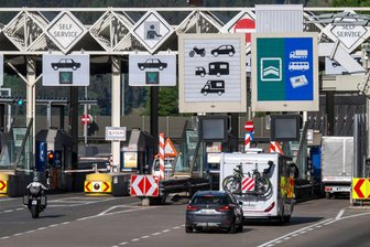 Nach der Totalsperre: Verkehr fließt über den Brenner - Die Brennerstrecke ist seit Samstagabend wieder frei.