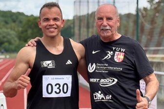 Nach Deutscher Meisterschaft: Leichtathletik-Duo aus dem Vogtland beendet seine Zusammenarbeit - Der Treuener Sprinter Yannick Schmalfuß (links) und sein Trainer Werner Fuchs haben das Unmögliche möglich gemacht und sind bei der Deutschen Meisterschaft am Start gewesen.
