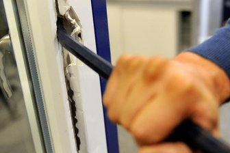 Nach Einbruch: Uni-Leitung warnt Mitarbeiter - 