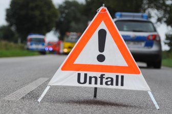 Nach einem Unfall in Hartha haben sich drei Frauen verletzt - Bei einem Unfall in Hartha haben sich drei Frauen verletzt.