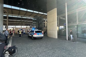 Nach Einsatz am Hauptbahnhof Chemnitz: Züge rollen wieder - Gesperrter Hauptbahnhof Chemnitz: Ein herrenloses Gepäckstück sorgte für Ausfälle im Bahnverkehr.