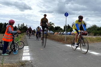 Nach Einweihung neuer Radwege bei Hainichen: Fahrrad-Club kritisiert den Freistaat - Bei Gersdorf war vor kurzem Start zur Einweihung neuer Radwege bei Hainichen.
