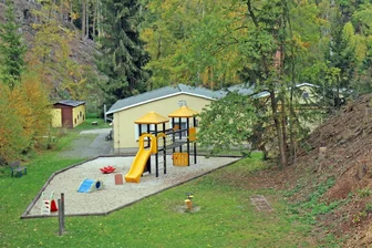 Nach emotionalem Elternabend: Ist die Schließung der Bräunsdorfer Kita nun doch vom Tisch? - Die wunderschön gelegene Kindertagesstätte in Bräunsdorf soll nach dem Willen von Gemeinde, Eltern und Erziehern erhalten bleiben. Nur wie, darüber ist noch keine Entscheidung gefallen. 