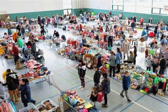 Nach Erfolg vor Corona gibt es in Langenhessen eine Neuauflage des Kinder-Second-Hand-Marktes - Bei der letzten Ausgabe des Kinder-Second-Hand-Marktes waren die Tische im Koberbachcentrum ausgebucht. 