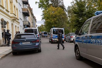 Nach Großeinsatz der Polizei in Freiberg: Weitere Verhaftung und weitere Details - Die Ermittlungen nach dem Großeinsatz der Polizei in Freiberg vor reichlich zwei Wochen (hier im Bild) dauern an. Damals hatte es unter es unter anderem in der Hornstraße Durchsuchungen gegeben.