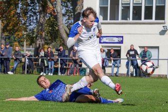 Nach Heimsieg über Markranstädt: Vier Gründe für den Höhenflug des VfB Empor Glauchau in der Fußball-Landesliga - Lucien Hertel erzielte in dieser Szene das 1:0 für den VfB Empor Glauchau gegen Markranstädt.