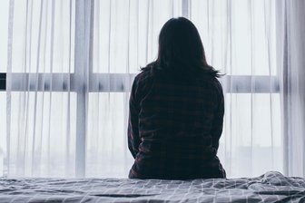 Nach jahrelangem Missbrauch der Stieftochter in Chemnitz: Wenn einer Familie die Worte fehlen - Eine heute Anfang 20-Jährige wurde von ihrem Stiefvater über Jahre sexuell missbraucht. Erst spät brach sie ihr Schweigen.