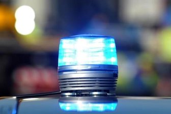 Nach Kontrolle: Schwarzfahrer stellt sich als gesuchter Einbrecher heraus - 