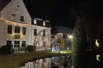 Nach langem Ringen in Marieney: Bürgerhaus-Fassade wird saniert - 