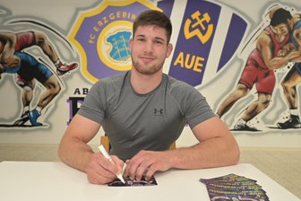 Nach langer Verletzungszeit: Aue-Ringer Sammet bei den U-23-Europameisterschaften in Albanien - FCE-Ringer Connor Sammet ist für die U-23-Europameisterschaften in Albanien nominiert.