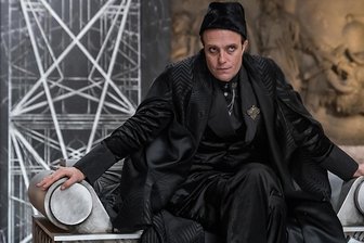 Nach langer Zeit wieder ein Kinostart für einen russischen Film: „Der Meister und Margarita“ - Der Film „Der Meister und Margarita“ von Michael Lockshin mit August Diehl (Bild) als mysteriöse Teufelsfigur Woland basiert auf dem gleichnamigen Romanklassiker des Schriftstellers Michail Bulgakow.