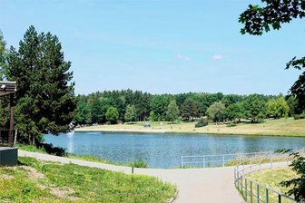 Nach Leichenfund im Chemnitzer Stausee: Kripo gibt Todesursache bekannt - Der Stausee Rabenstein ist seit Dienstag wieder geöffnet. Die Kripo hat ermittelt.