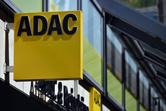 Nach Millionenverlust: ADAC erhöht Mitgliedsbeitrag - Auf Mitglieder des ADAC kommen zum Jahreswechsel höhere Beiträge zu. (Symbolbild)