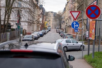 Nach Raubüberfall an der B 92 in Plauen: Das ist der Stand der Ermittlungen - Wer kann Aussagen zu dem Raubüberfall an der Trockental-/Moritzstraße machen?