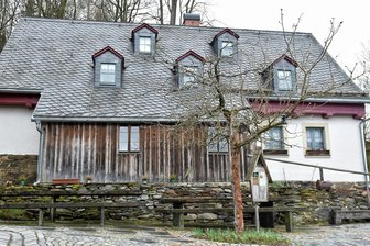 Nach Sperrung von Haupthaus: Riedelhof Eubabrunn wird umgebaut - Umfangreiche Baumaßnahmen stehen im Riedelhof Eubabrunn an. Sie betreffen insbesondere den Brandschutz.