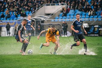 Nach Spielabbruch in Saarbrücken: Nachholtermin für die SG Dynamo Dresden steht - Mit Fußball hatte es wenig zu tun, was die Fußballprofis des 1. FC Saarbrücken und der SG Dynamo Dresden am vergangenen Sonntag aufgrund der Platzverhältnisse abliefern konnten. Nach dem Spielabbruch vor wenigen Tagen steht der Nachholtermin nahezu vor der Tür.