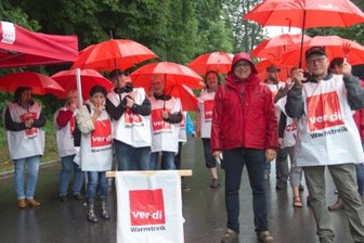 Nach Streiks: Schlossbetriebe bieten Mitarbeitern Gehaltssteigerung und mehr Urlaub an - Bereits im Juni hatten die Angestellten zum zweiten Mal gestreikt.